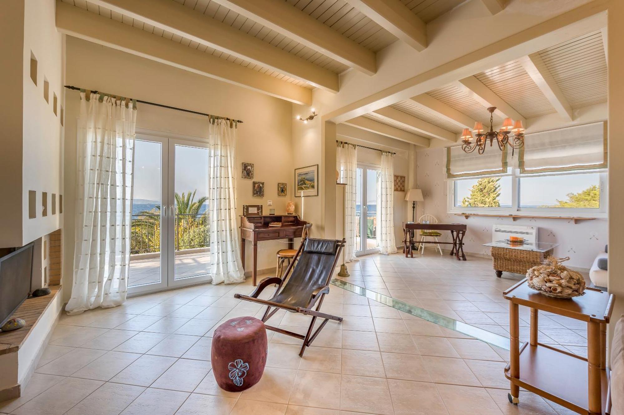 Marfaia - Villa By The Sea Agioi Exterior photo