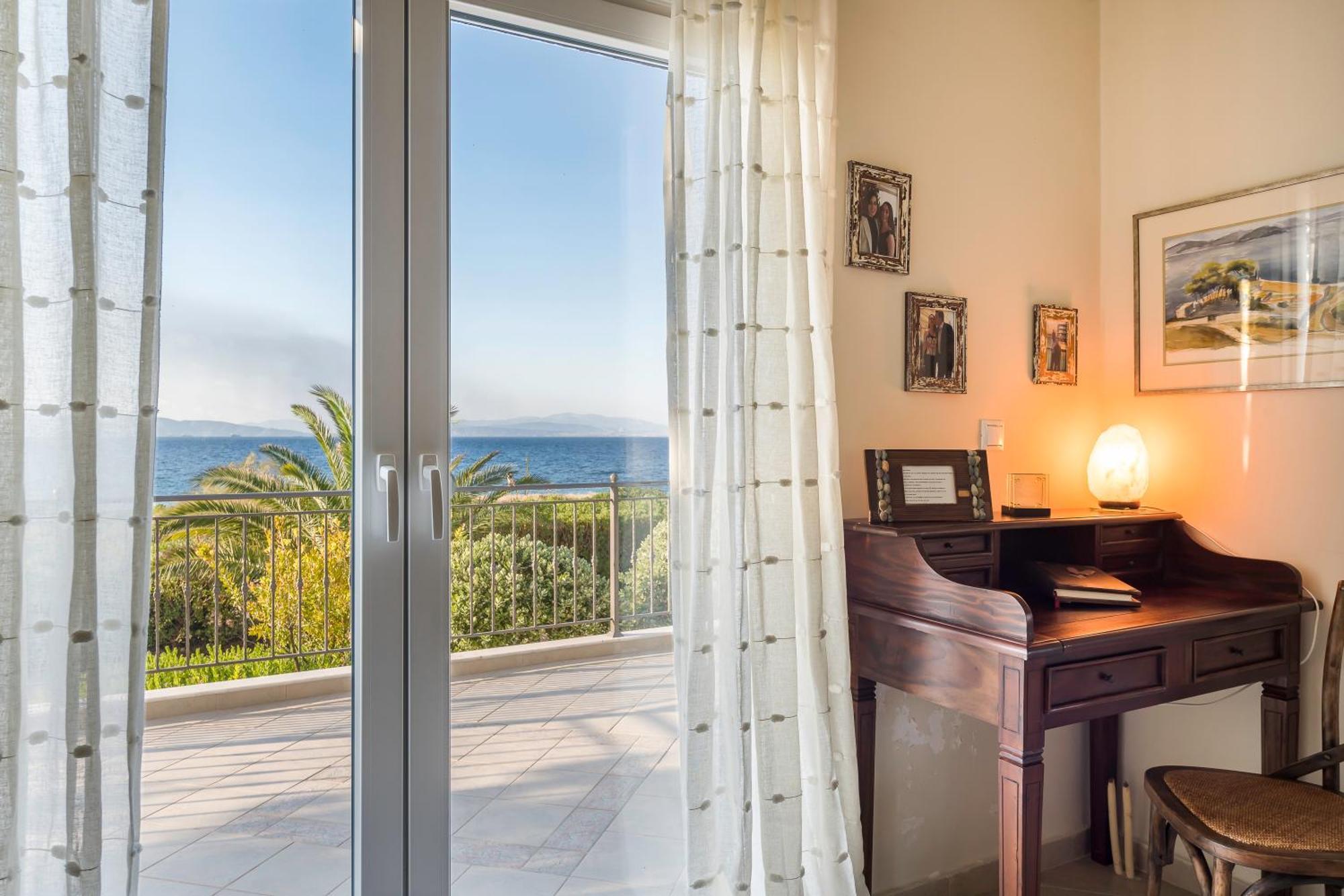 Marfaia - Villa By The Sea Agioi Exterior photo