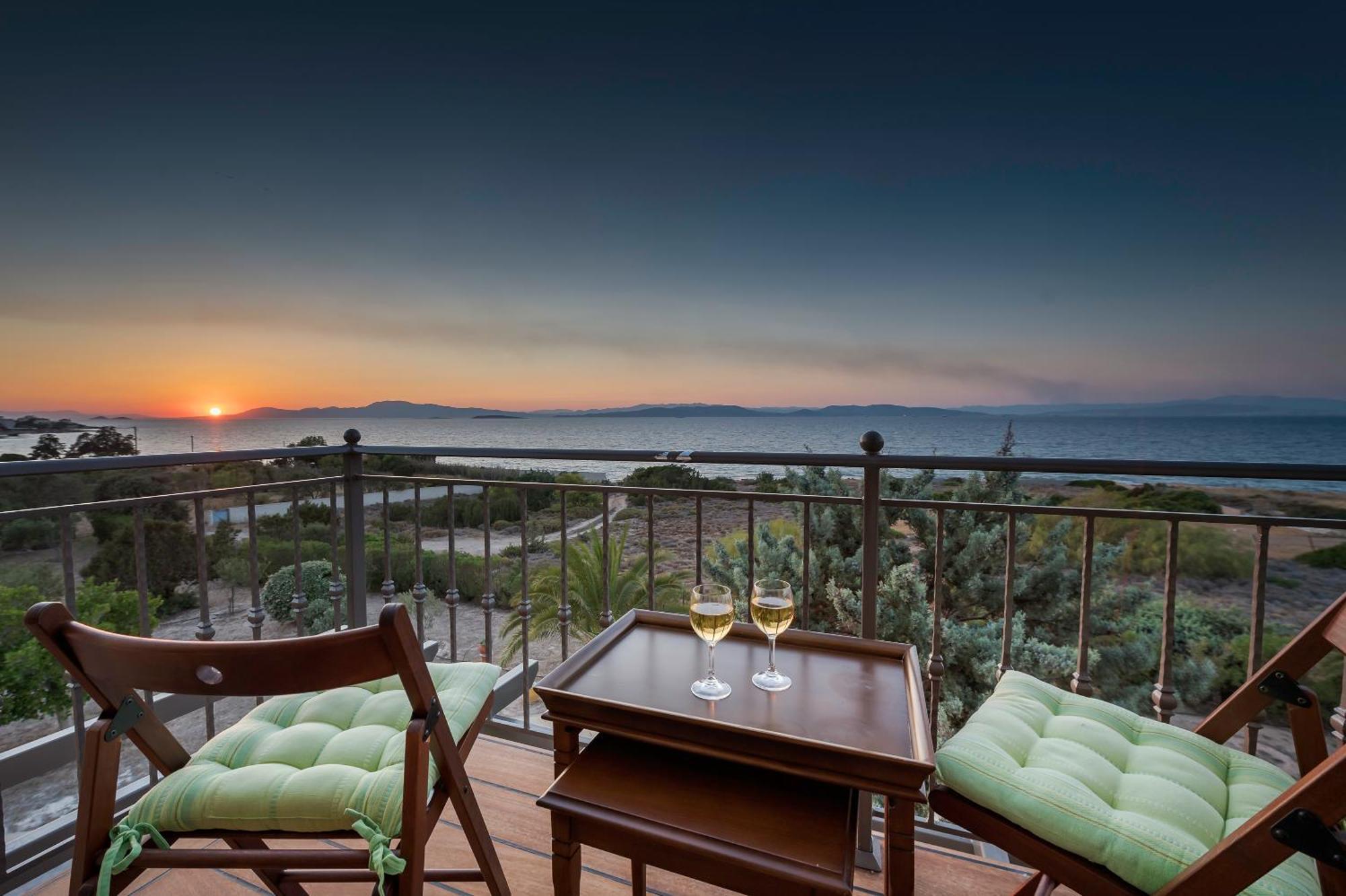 Marfaia - Villa By The Sea Agioi Exterior photo
