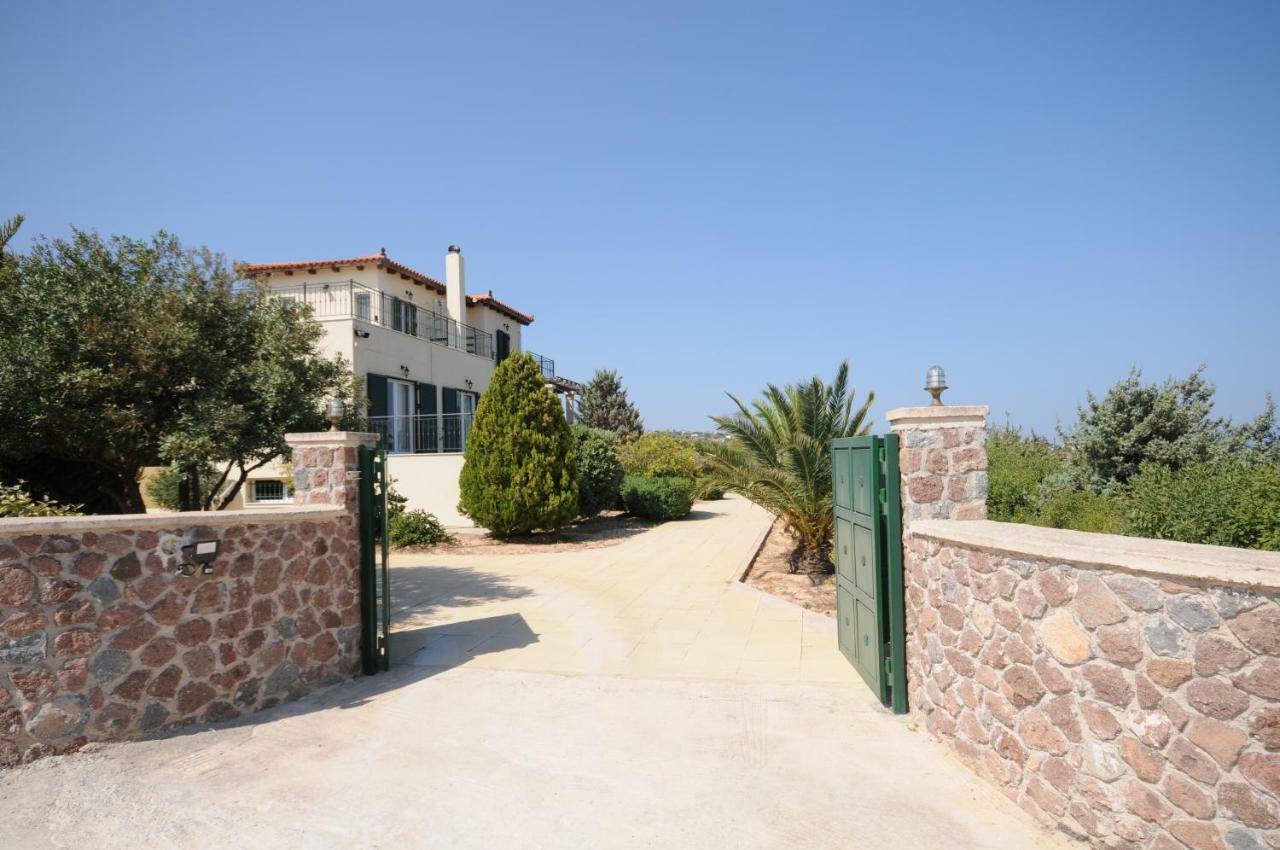 Marfaia - Villa By The Sea Agioi Exterior photo